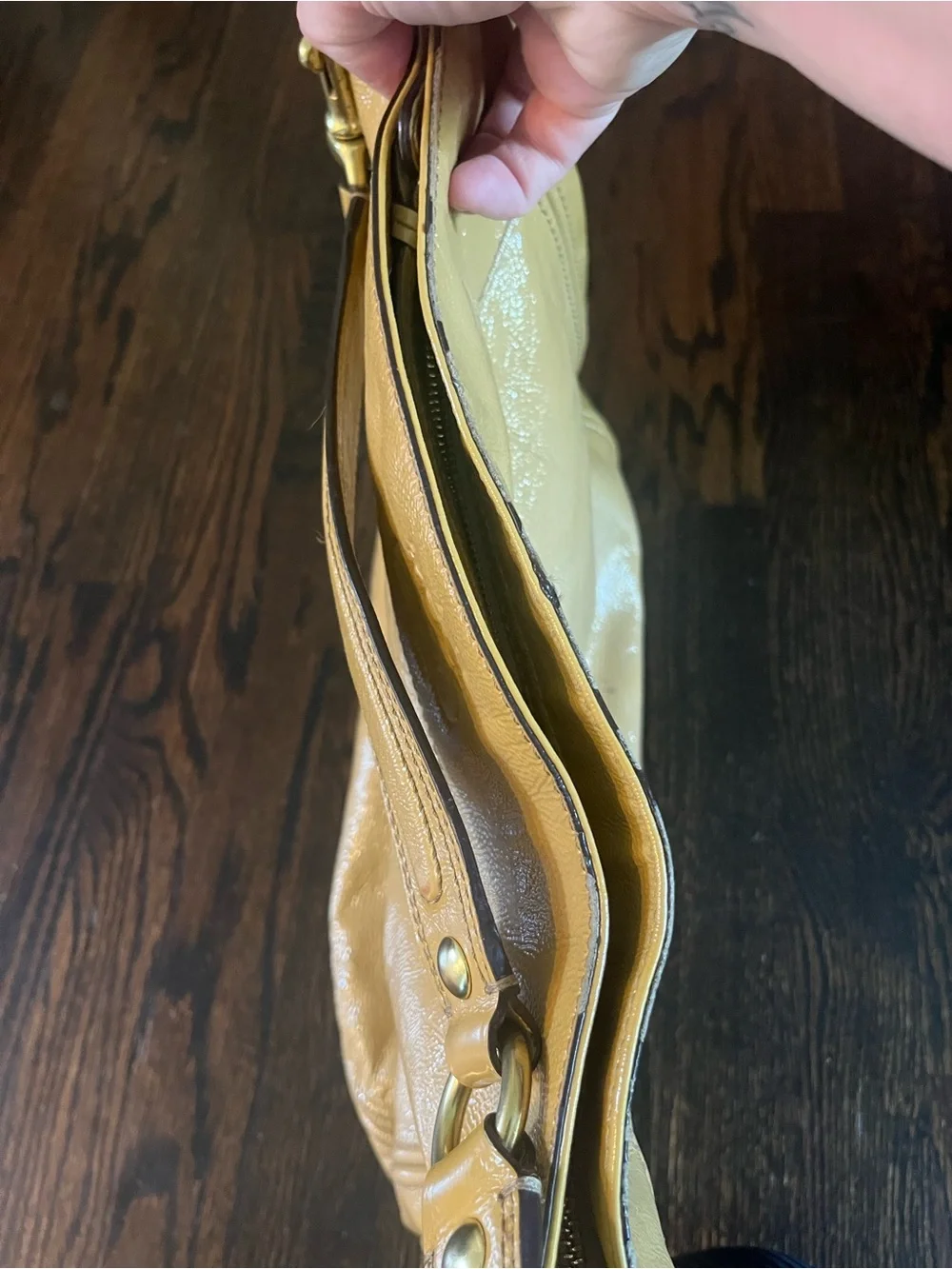Y2K Coach Zoe Large Patent Leather Hobo Shoulder Bag  Fawn/Mustard L0893-12776
